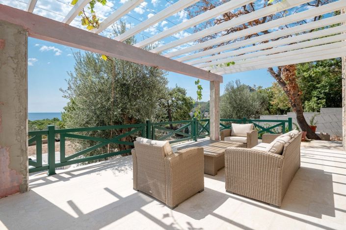 Image No.8-4 Bed House for sale