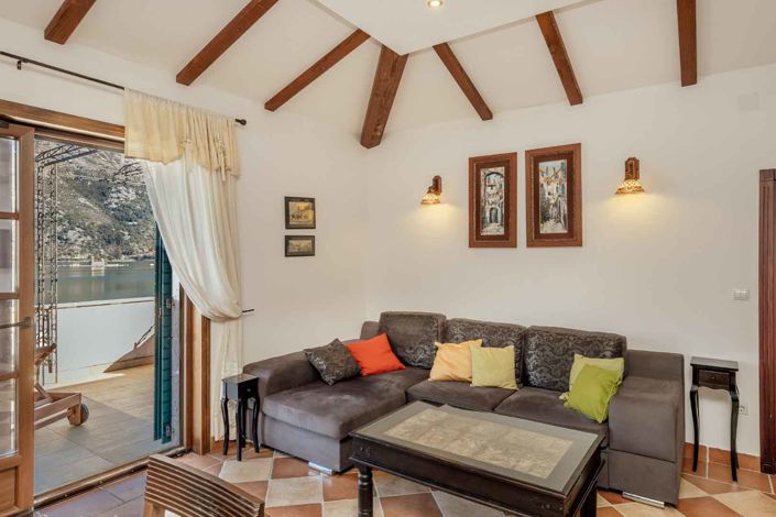 Image No.9-2 Bed Apartment for sale