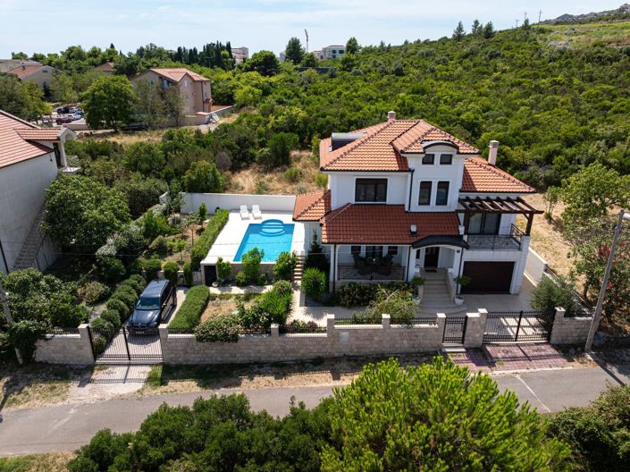 Image No.24-3 Bed House for sale