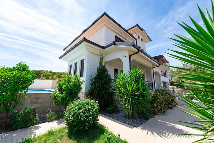 Image No.5-3 Bed House for sale