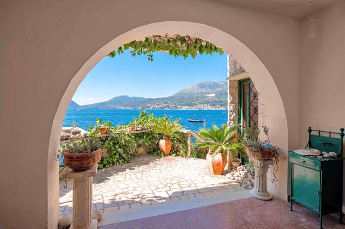 Image No.15-2 Bed House for sale