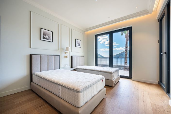 Image No.12-3 Bed Apartment for sale