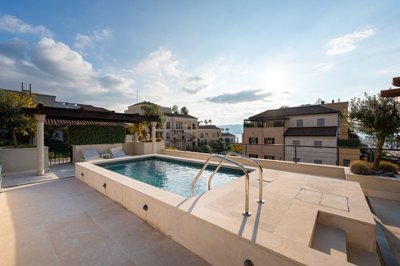 luksuzan-apartman-u-porto-montenegro-2