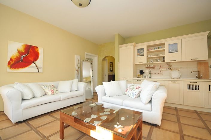 Image No.5-2 Bed Apartment for sale