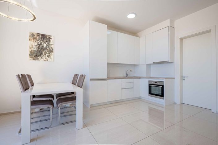 Image No.7-2 Bed Apartment for sale