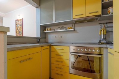 8-2bdr-apartment-near-slovenska-plaza-beach