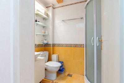 11-2bdr-apartment-near-slovenska-plaza-beach