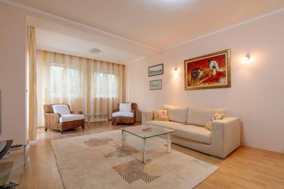 4-2bdr-apartment-near-slovenska-plaza-beach