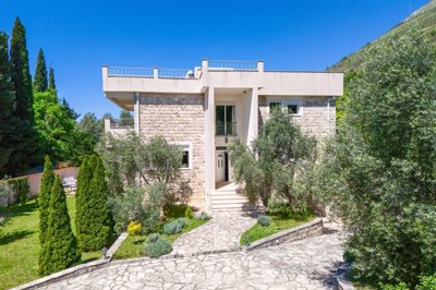 1-new-3-bdr-stone-villa-with-a-pool-rezevici