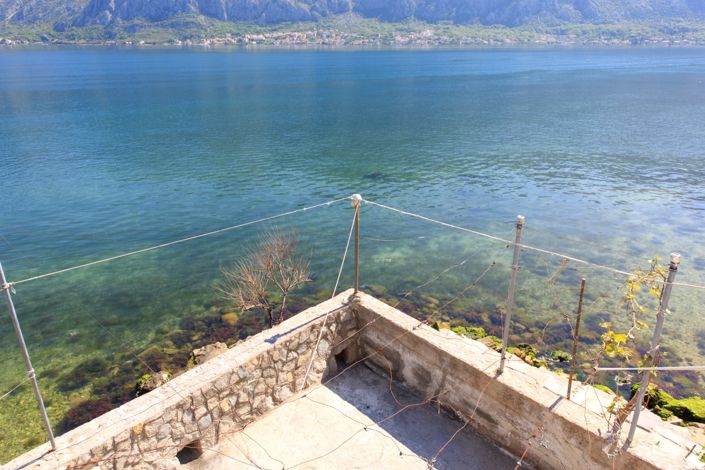 Image No.12-2 Bed House for sale