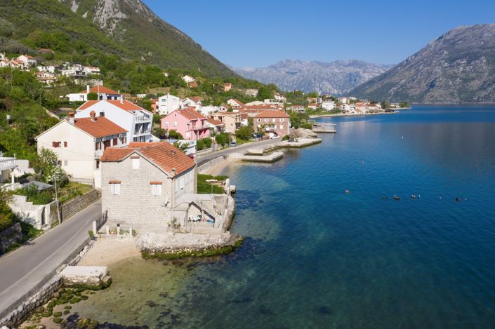 Image No.9-2 Bed House for sale