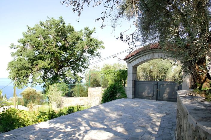 Image No.20-3 Bed Villa for sale