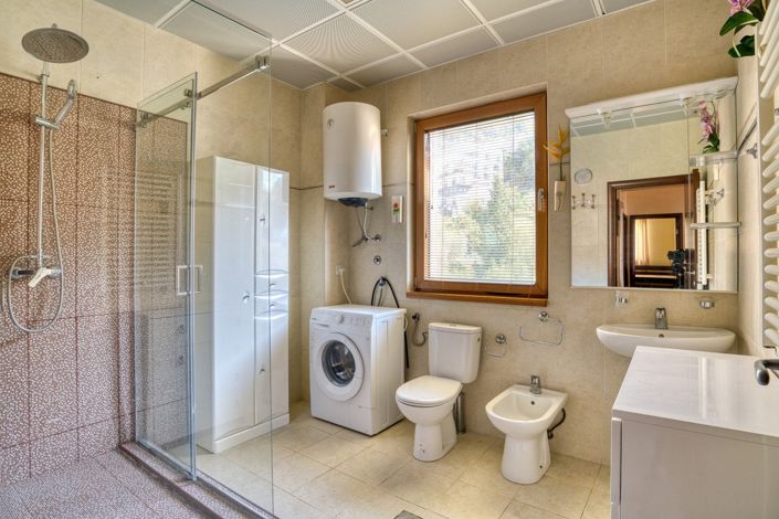 Image No.17-3 Bed Apartment for sale