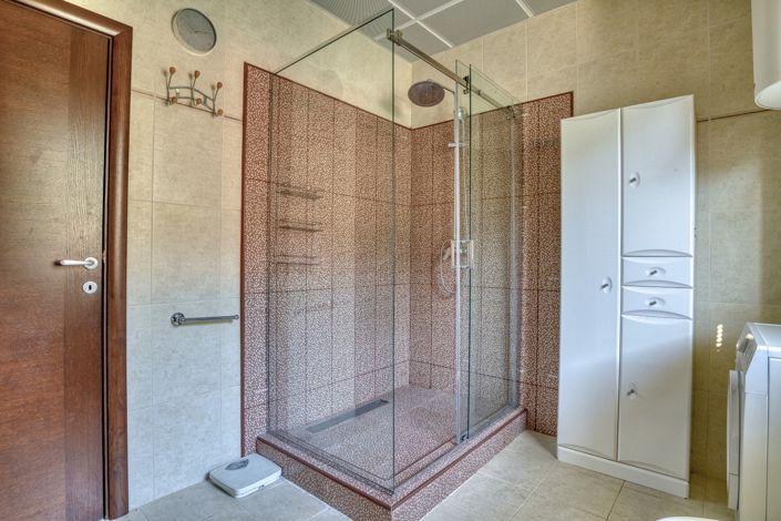 Image No.19-3 Bed Apartment for sale