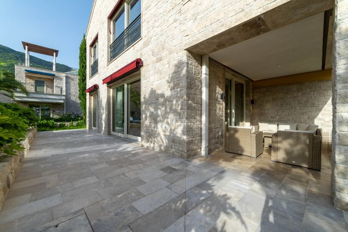 Image No.19-3 Bed Apartment for sale