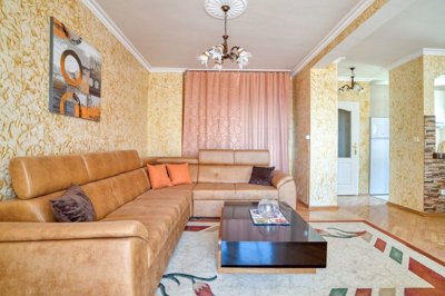 9-duplex-3bdr-apartment-in-the-second-row-to-