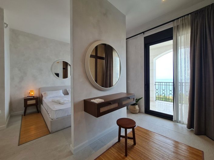 Image No.20-5 Bed Villa for sale