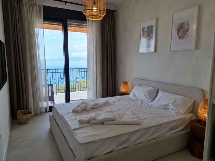 Image No.4-5 Bed Villa for sale