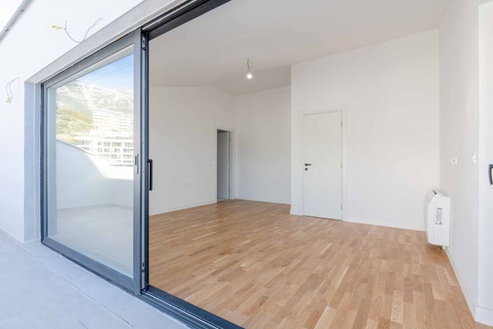 Image No.13-3 Bed Apartment for sale