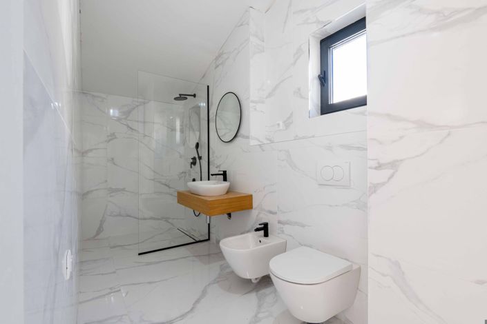 Image No.19-3 Bed Apartment for sale