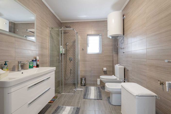 Image No.21-3 Bed Villa for sale