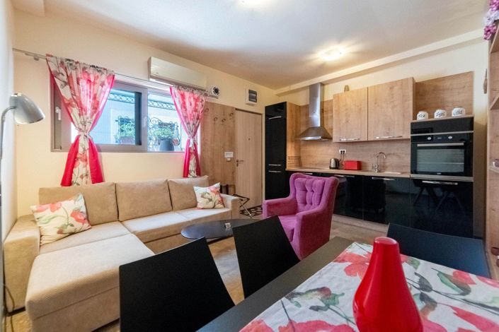 Image No.19-2 Bed Apartment for sale