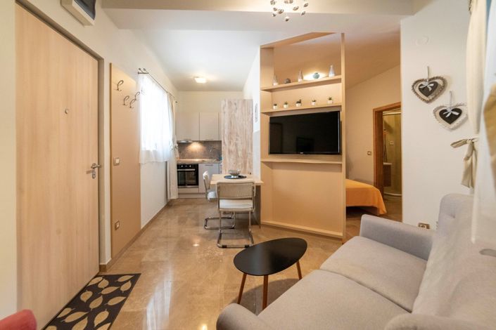 Image No.20-2 Bed Apartment for sale