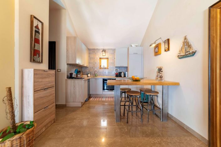 Image No.21-2 Bed Apartment for sale