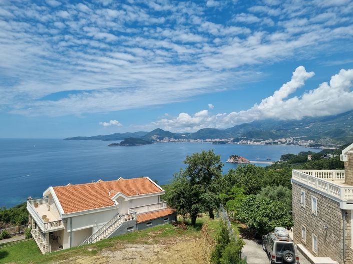 Image No.1-3 Bed Villa for sale
