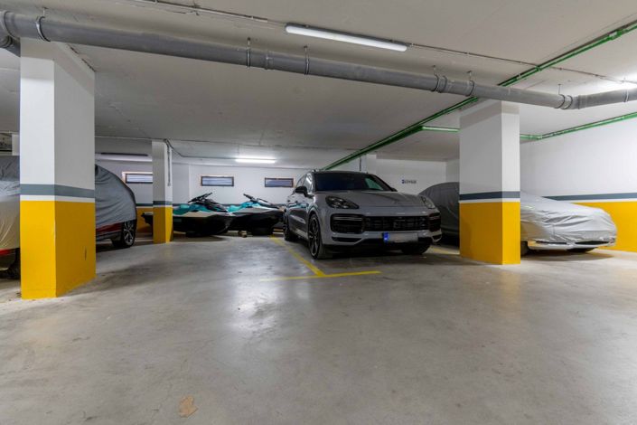 Image No.10-3 Bed Apartment for sale