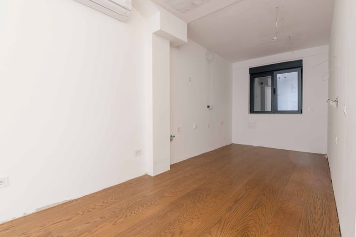 Image No.7-3 Bed Apartment for sale