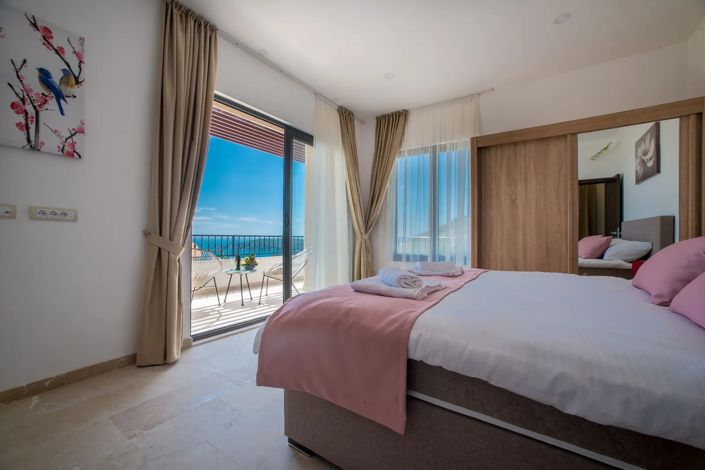 Image No.12-3 Bed Villa for sale