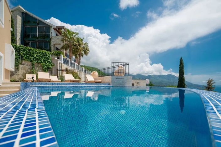 Image No.17-3 Bed Villa for sale