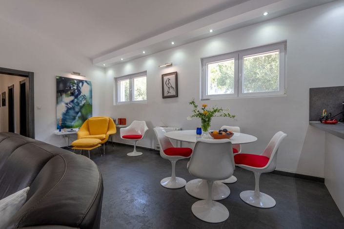 Image No.7-4 Bed House for sale