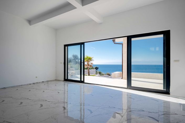 Image No.11-3 Bed Villa for sale