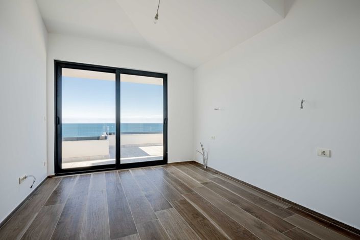 Image No.16-3 Bed Villa for sale