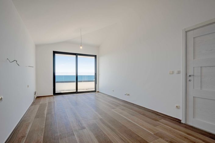 Image No.17-3 Bed Villa for sale