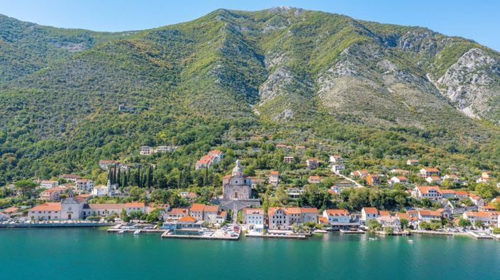 Image No.16-Villa for sale