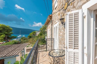 6630b35b39e8b642e454501f17-baosici-waterfront