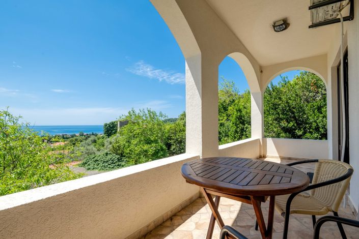 Image No.2-3 Bed House for sale