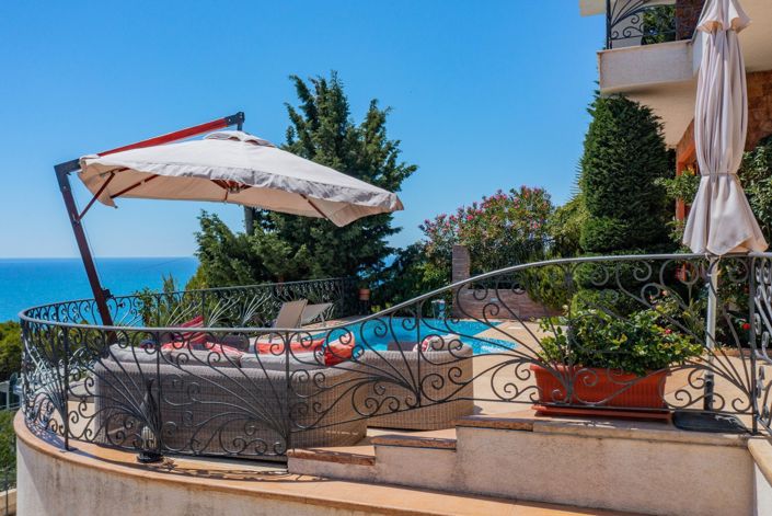 Image No.29-3 Bed Villa for sale