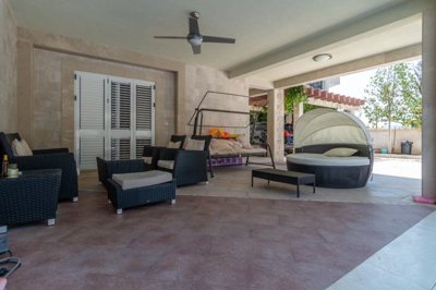 66366f1e5875dfe8fe248ae518-tivat2c-bonici-vil