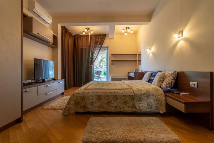 Image No.3-4 Bed Villa for sale