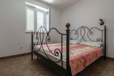 66366f218462e36a4bdd603910-tivat2c-bonici-vil