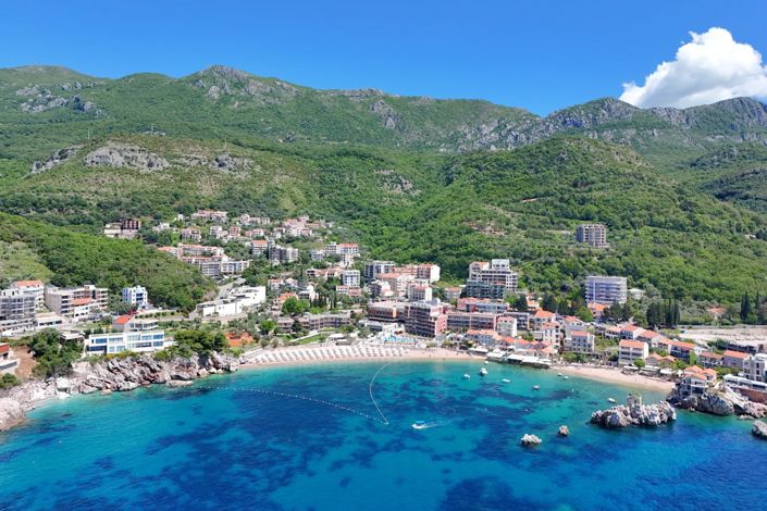 Image No.20-3 Bed Apartment for sale