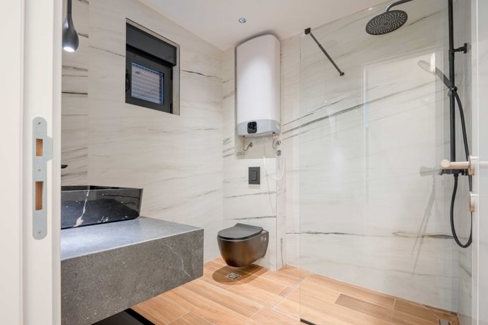 Image No.13-2 Bed Apartment for sale