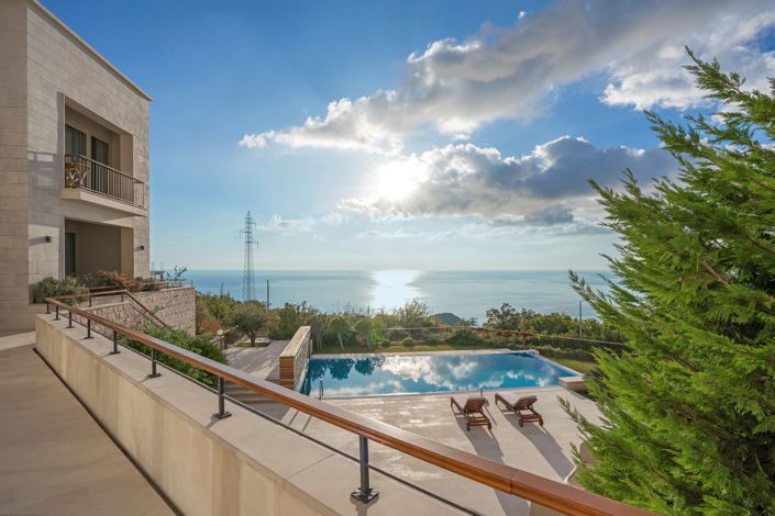 Image No.5-4 Bed Villa for sale