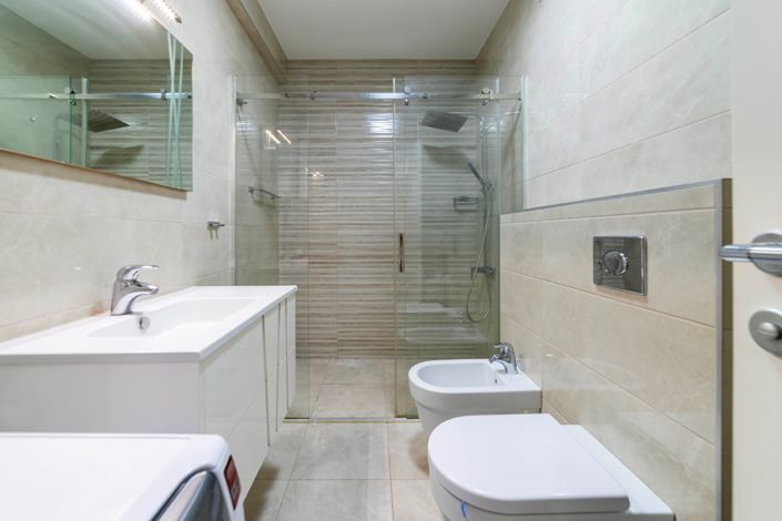 Image No.17-4 Bed Apartment for sale