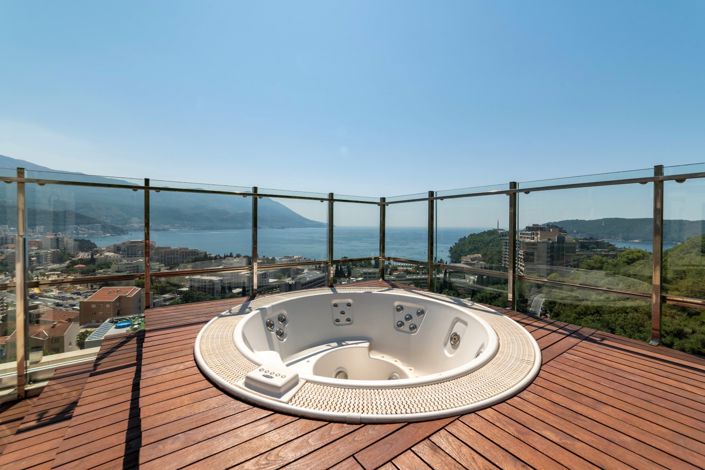 Image No.18-4 Bed Apartment for sale