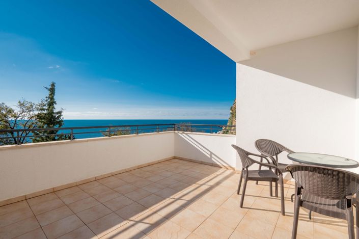 Image No.20-4 Bed Villa for sale